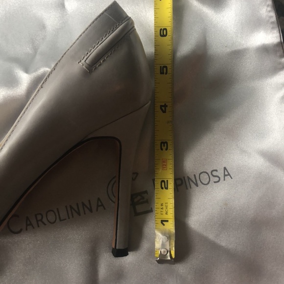 Carolinna Espinosa grey leather heels size 6.5 - Picture 7 of 7